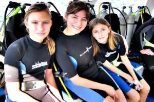 Scuba Diving for Beginners in Acapulco - Getting Started: Pickup, Meeting Point, and Scuba Gear Rental