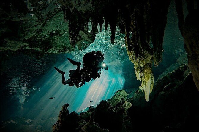 Scuba Diving in Cenote Dos Ojos from Playa del Carmen - Gear prep in the vehicle and the comfort-focused check