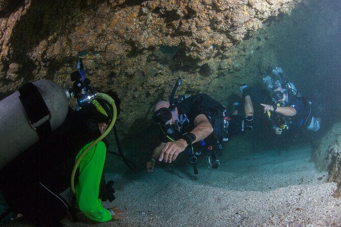 Scuba Diving Puerto Vallarta Undersea Arcos or Marietas - Los Arcos de Mismaloya: Where Beginner-Friendly Scuba Meets Bigger Walls