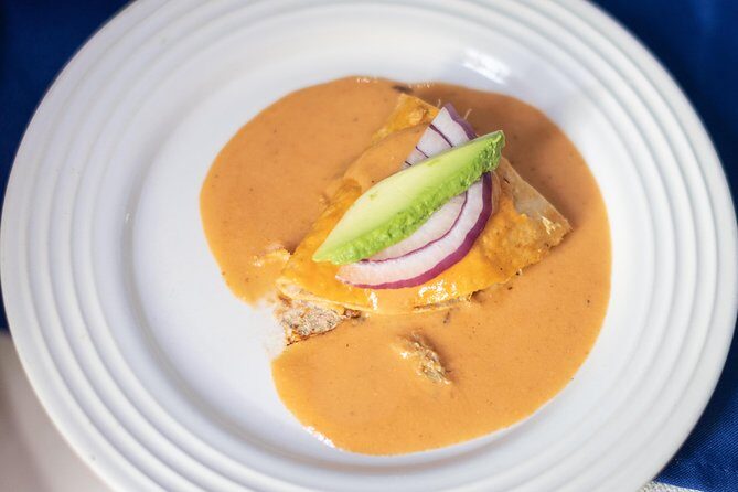 Seafood Lover's Tour with Vallarta Food Tours - Tuna Azul Zona Romántica: The Tostada Moment