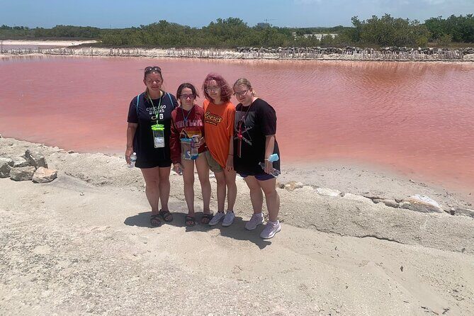Sergio’s 5 in 1 Tour, All Included - Stop 2: Xtampú salt flats and the pink-algae food chain