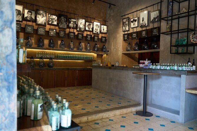Shared Mezcal Tasting Experience in Valladolid Mexico - Your mezcal flight: five samples plus one cocktail
