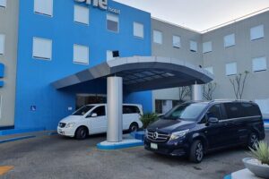 Shared Transfer from Downtown Oaxaca to the Airport - Pickup clarity: meeting point vs. hotel vs. that in-between spot