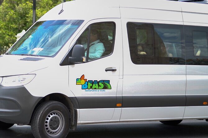 Shared Transportation Airport Merida to Hotels in Merida - From Rejon Airport to Centro Hotels in About 30 Minutes