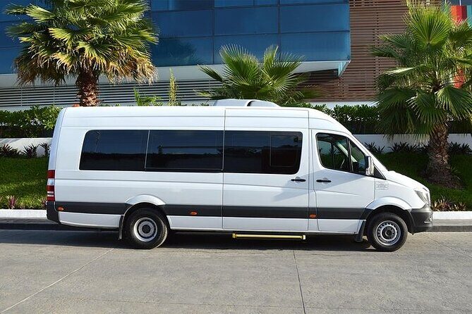 Shared Transportation From Cancun Airport to Playa Mujeres - Operating Hours and Pickup Timing: What the Clock Says