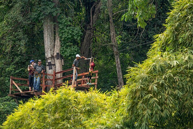 Sierra Madre Horseback Riding and Zipline with Lunch Included - Group size and guide attention: why the pace feels more personal