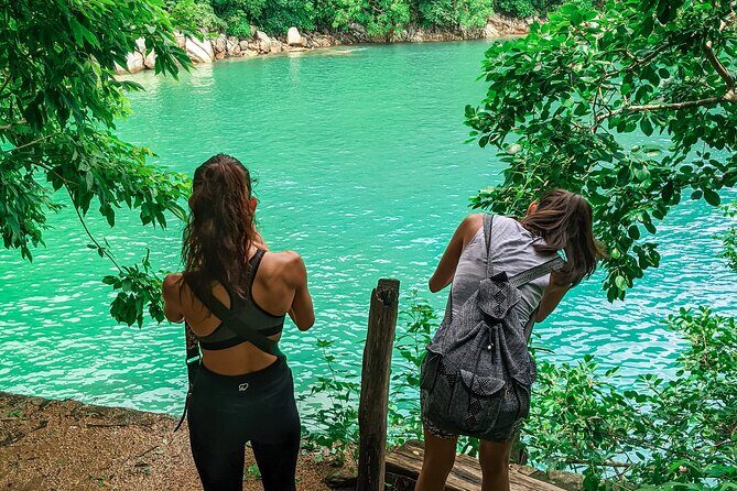 Six Hidden Beaches Hike - Boca de Tomatlán to the First Tiny-Bay Stop