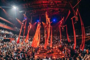 Skip the line: Cancun Coco Bongo Gold Member Entrance Ticket - Coco Bongo show power: 40+ artists and flying acrobats