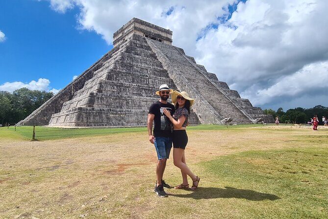 Skip the Line Chichen Itza Private Tour, Sacred Cenote & Lunch - Chichén Itzá at the right hour: skip-the-line vibes that actually help