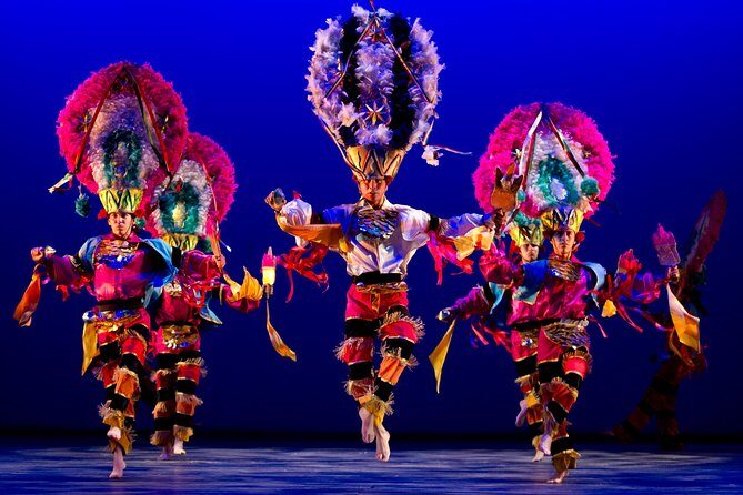 Small Group: Discover the Folkloric Ballet of Mexico - Small Group Size: The Difference Between Watching and Waiting