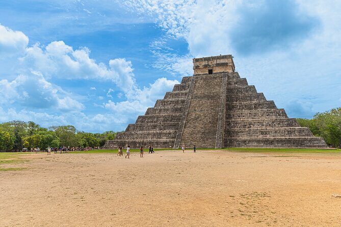 Small group tour to Chichen Itza early access + Cenote + Ekbalam - Why the 6–7am start makes Chichen Itza feel different