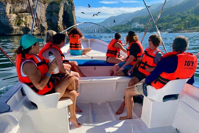 Snorkeling at Los Arcos 5 islands Hidden Beach and Cliff Jumping - Where you start in Mismaloya, and how the day flows