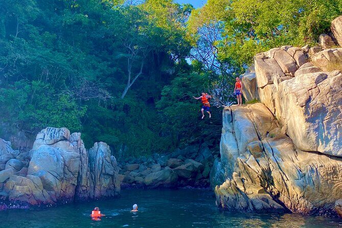 Snorkeling at Los Arcos 5 islands Hidden Beach and Cliff Jumping - The 2-hour 30-minute pace: short, active, and well-timed