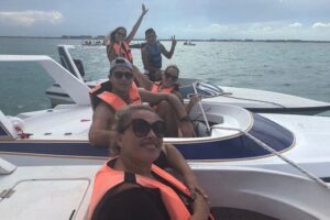 Speed Boat & Snorkel Tour with transportation ( only Cancun zone area) - Speedboat handling: what you learn before you steer