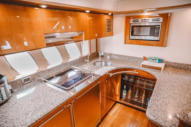 Steel Aweigh 65ft Sea Ray Yacht Rental - Who should book Steel Aweigh, and who might want a different style