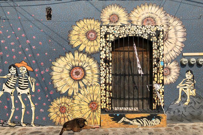 Street Art Bike Ride - How the Ride Is Structured: Three Neighborhoods, Real Stops, Real Time