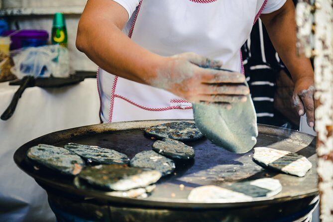 Street Food Tour with Friends - Key things to know before you go