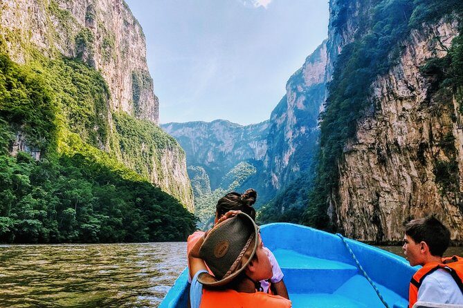 Sumidero Canyon, Chiapa de Corzo Magical Town from San Cristóbal de las Casas - Lunch without turning your day into a food mission