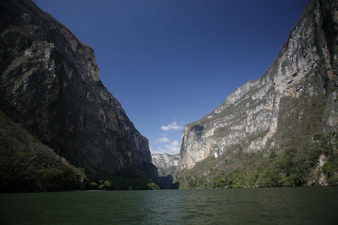 Sumidero Canyon, Chiapa de Corzo Magical Town from San Cristóbal de las Casas - The Sumidero Canyon boat ride: 2 hours under towering rock