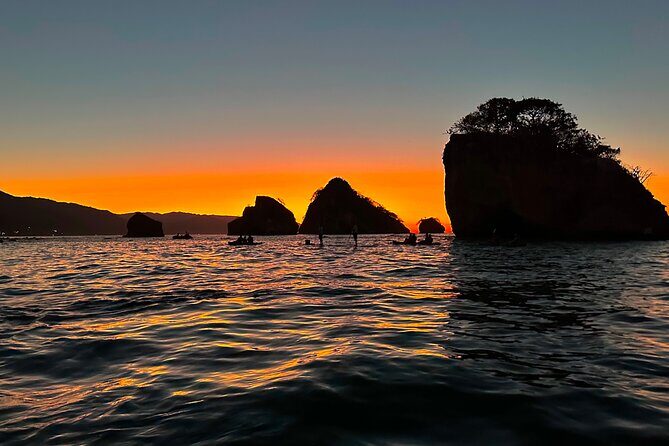 Sunset and Bioluminescence Boat Tour at Los Arcos Islands - How the sunset timing works (and why it matters)