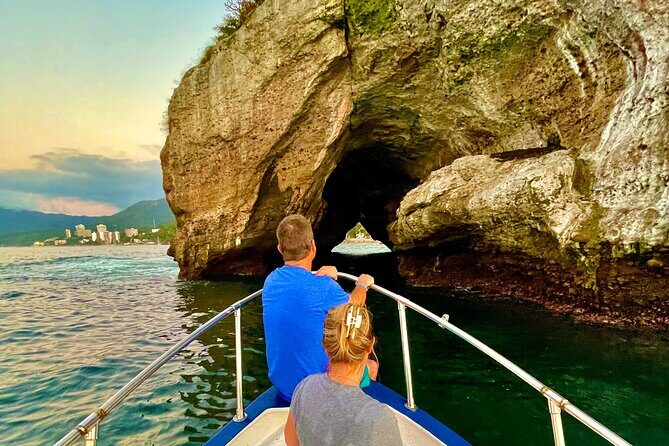 Sunset and Bioluminescence Boat Tour at Los Arcos Islands - Seasonal Start Times: How You Avoid Missing the Sunset