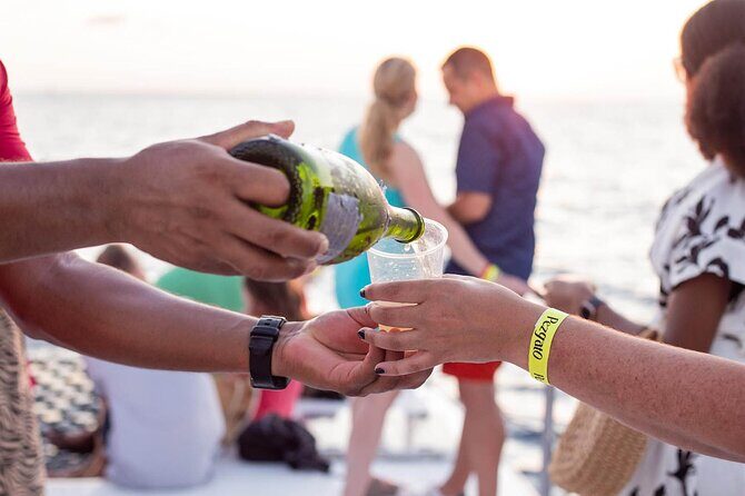 Sunset Cruise in Los Cabos with Jazz and Wine - Value check: does $133 make sense for you?