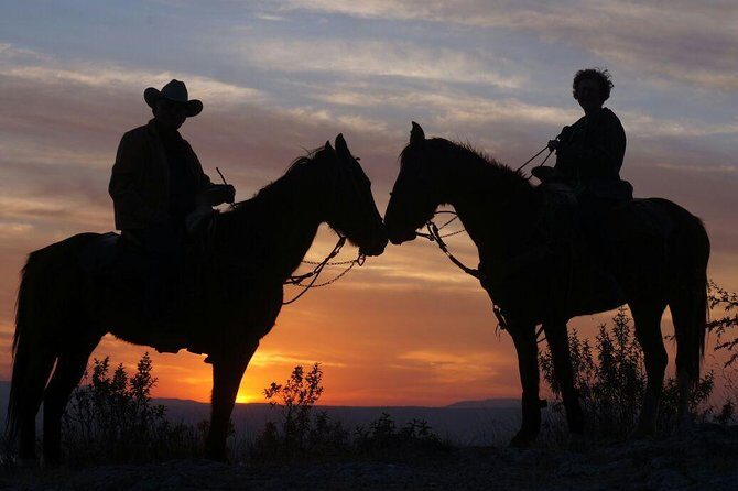 Sunset Horseback Riding Tour Through San Miguel de Allende - Horses, safety, and the no-experience promise