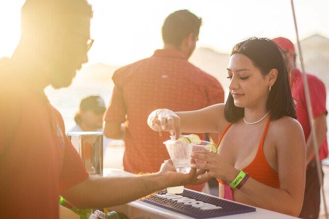 Sunset Sail Party Cruise on the Pez Gato - Price and value: is $90 worth it?