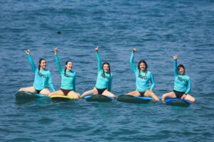 Surfing Lessons in Puerto Escondido! - Carrizalillo Beach or La Punta Zicatela: why you should care