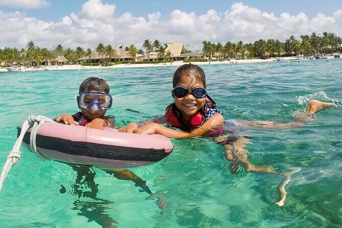Swim with akumal turtles - Akumal Beach route: shallow grasslands, reef access, and turtle sightings