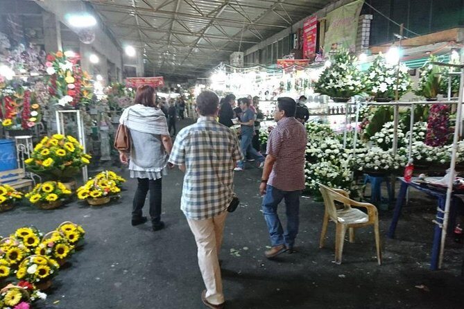 Taco Night Private Food Tour in Mexico City - Mercado de Jamaica: Flowers by Day, a Unique Stop During Taco Night