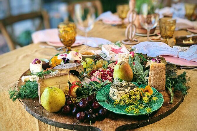 Taste of Europe in Mexico: History and Flavors of Artisan Cheese - Cheese-based desserts: pistachio cheesecake, goat cheese panna cotta, and fig tart