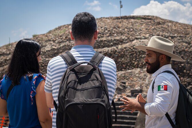 Teotihuacán 3 Pyramids Tour with Cave Breakfast + Transportation - Teotihuacán With a Local Guide: Sun and Moon Pyramids