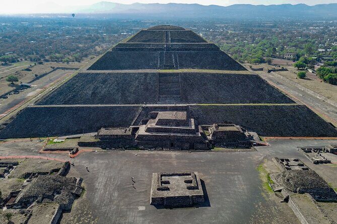 Teotihuacan Early Access Guided Tour with optional Lunch - El Quetzal Artesanias: Obsidian Workshop and Tequila Tasting