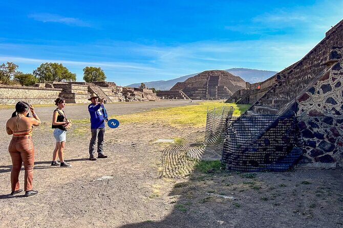 Teotihuacan Early Access Guided Tour with optional Lunch - What to Pack for the Sun, the Stairs, and the Early Start