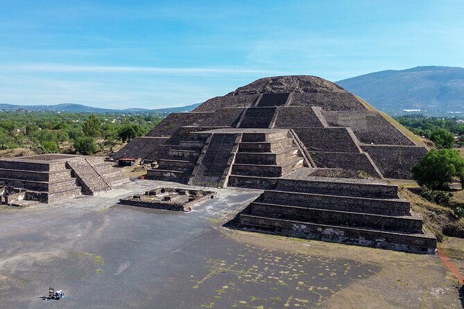 Teotihuacan, Guadalupe Shrine & Tlatelolco Day Tour with Lunch - Key Points You’ll Feel All Day