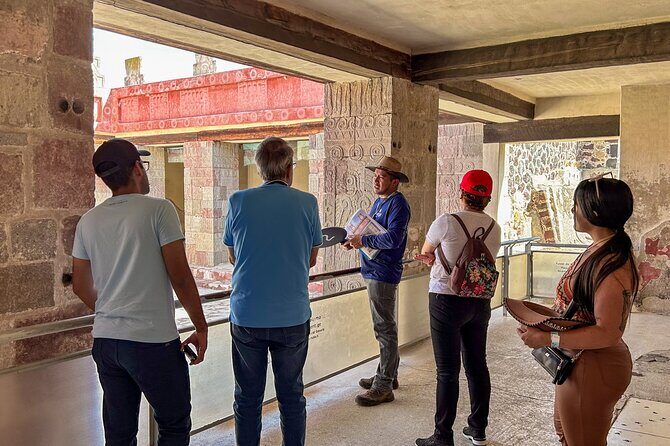 Teotihuacan, Guadalupe Shrine & Tlatelolco Day Tour with Lunch - Stop 2: Basilica de Guadalupe and What to Watch for