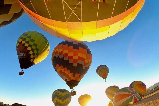 Teotihuacan Hot Air Balloon Flight from Mexico City / Volare - Landing, Toast, Diploma, and Breakfast With Mariachi