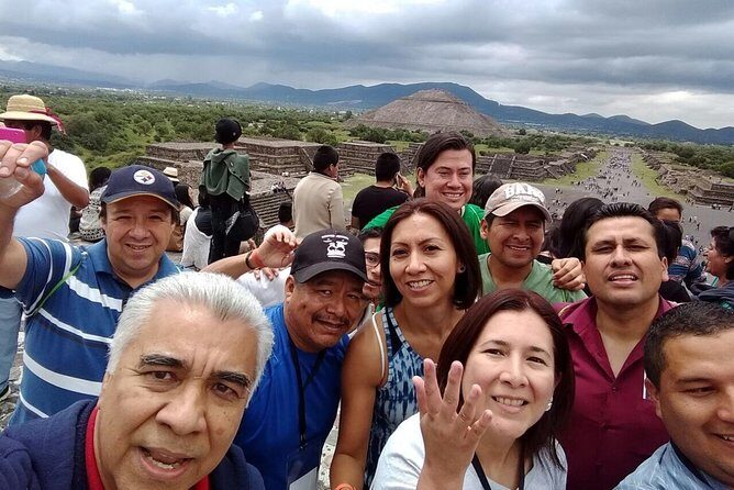 Teotihuacan Hot Air Balloon Ride with Optional Bike or Walking Tour - Meals on a schedule: breakfast, lunch, and what’s not included