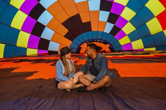 Teotihuacán Hot Air Balloons from We Fly - Landing and Breakfast: The Buffet + a Cave-Style Meal