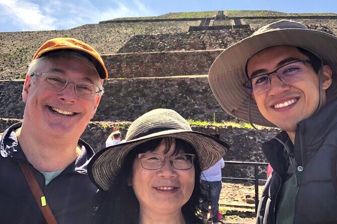 Teotihuacan PREMIUM Private Pyramids Tour at the best price - Private pickup and a tight schedule that actually feels relaxing