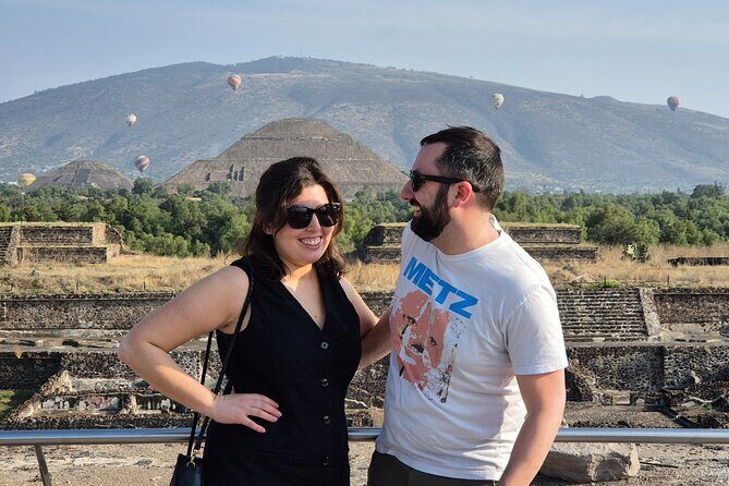 Teotihuacan PREMIUM Private Pyramids Tour at the best price - Guides who set the tone: English, pacing, and real flexibility