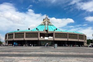 Teotihuacan Private Tour - Basilica de Santa Maria de Guadalupe: a powerful stop with context