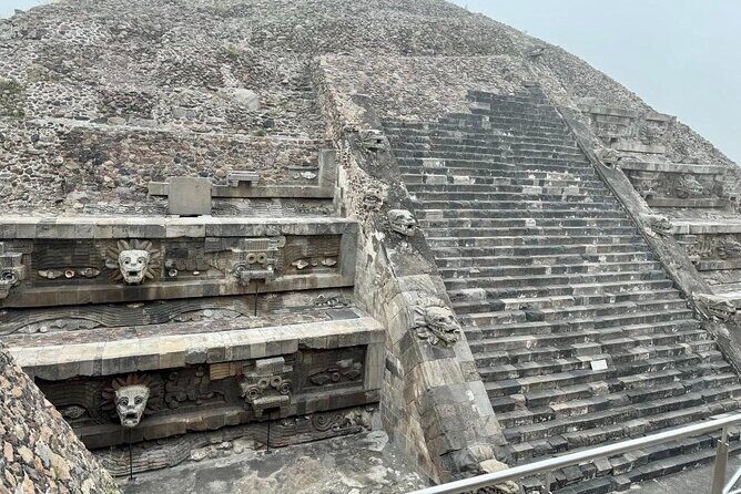 Teotihuacan: Pyramids, Caves & Culinary Experience - Stop 4: Pyramid of the Sun Without Climbing
