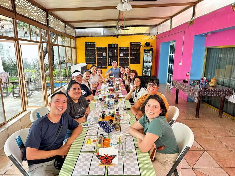 Teotihuacan Pyramids & lunch at my Grandma's house - Key highlights you’ll actually remember