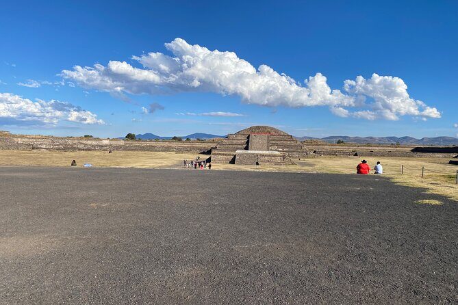 Teotihuacan Pyramids VIP Tour without Commercial Stops - Why this VIP Teotihuacan tour feels different from the usual day trip