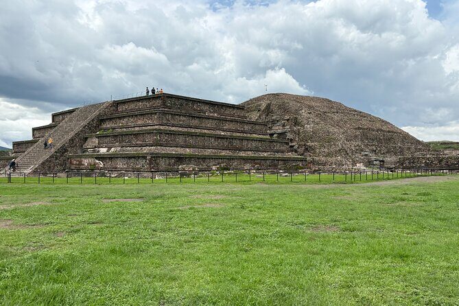 Teotihuacan Pyramids VIP Tour without Commercial Stops - How the route usually flows once you arrive