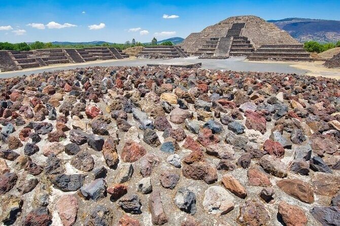 Teotihuacan, Shrine of Guadalupe & Tlatelolco - Guide quality and group dynamics: why names like Ivan and Sergio matter