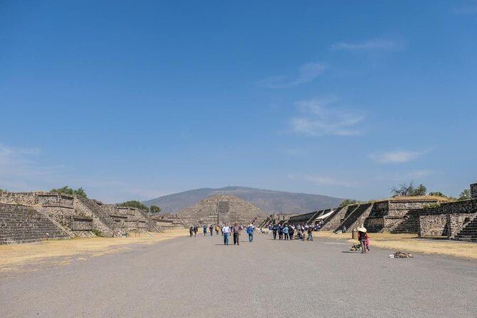 Teotihuacan, Shrine of Guadalupe & Tlatelolco Day Tour - From hotel pickup to Teotihuacan: how the day actually works