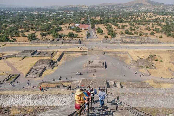 Teotihuacan, Shrine of Guadalupe & Tlatelolco Day Tour - Tlatelolco’s three-cultures story in 20 minutes